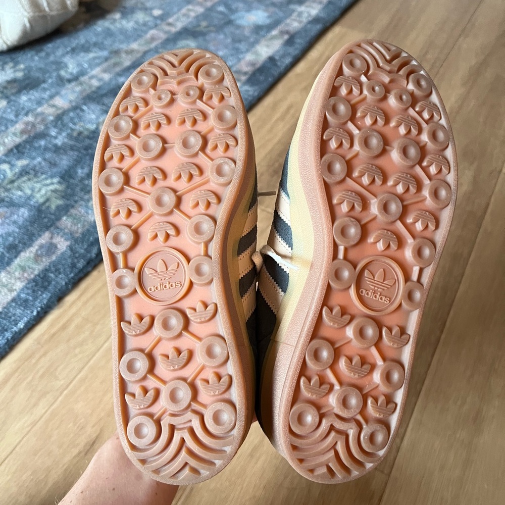 Adidas Platform Gazelle - Picture 4 of 4